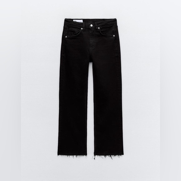 ZARA ‘FLARED’ CROPPED HIGH WAIST TRF JEANS (BLACK) - Picture 1 of 5